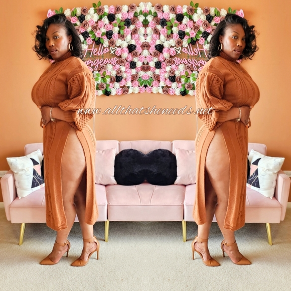 Butterscotch Cable Knit Sweater - Picture 3 of 3